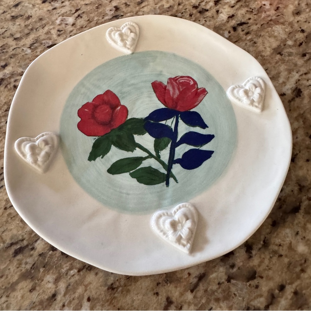 New Anthropologie Plate Red Roses & Raised Hearts